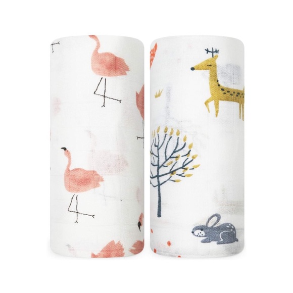 Other - Adorable swaddle blanket set!